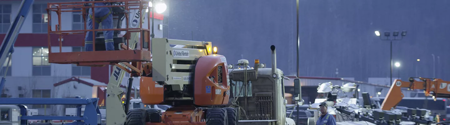 loading trucks 