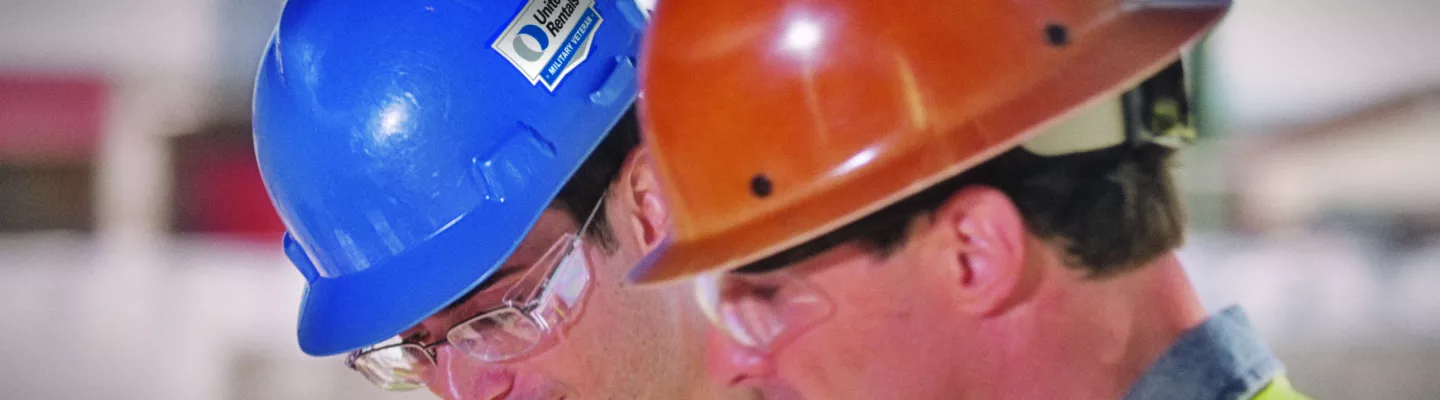 Power Line Construction: Don’t Ignore These OSHA Standards