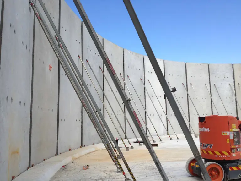 Tilt Prop Retaining Wall