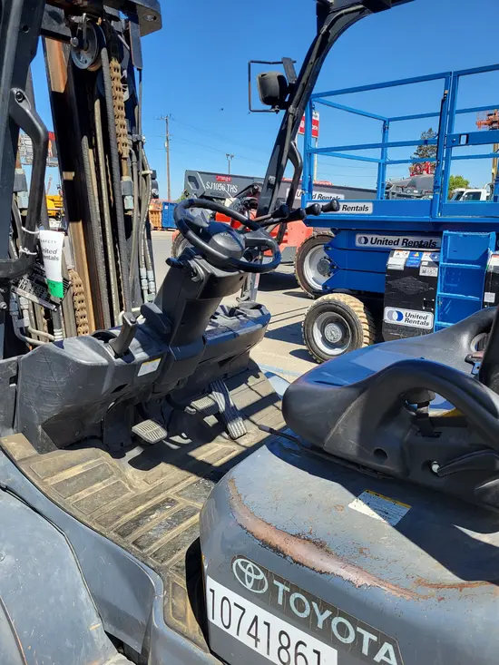 2018 Toyota 8FG45U Warehouse Forklift