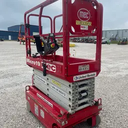 2018 MEC MICRO 19 Scissor Lift