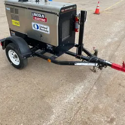 2021 Lincoln Electric VANTAGE 322 Welder