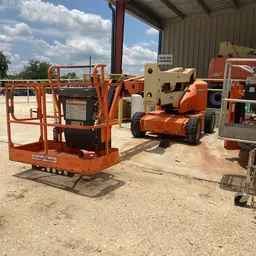 2016 JLG E450AJ Articulating Boom Lift