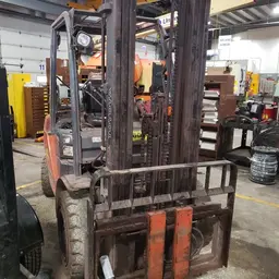 2014 Toyota 8FGU30 Warehouse Forklift