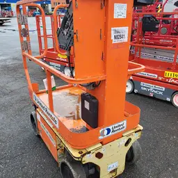 2014 JLG 1230ES Self-Propelled One-Person Lift
