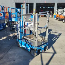 2017 Genie GR-20 Self-Propelled One-Person Lift