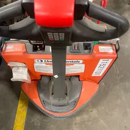 2022 Toyota 8HBW23 Jack