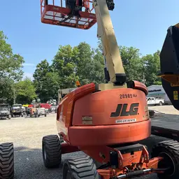 2016 JLG 450AJ Articulating Boom Lift