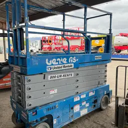 2017 Genie GS-3232 Scissor Lift