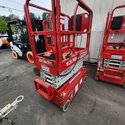 2019 MEC 1330SE Scissor Lift