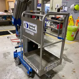 2018 Genie AWP-30SDC Pusharound Lift