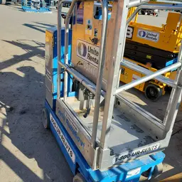 2016 Genie GR-20 Self-Propelled One-Person Lift