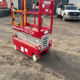 2022 MEC MICRO 19 Scissor Lift