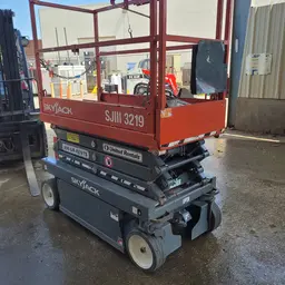 2018 Skyjack SJIII3219 Scissor Lift