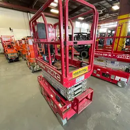 2017 MEC 1330SE Scissor Lift