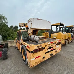 2011 Broderson IC-200-3G