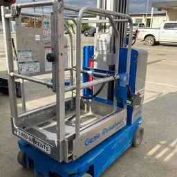 2016 Genie GR-20 Self-Propelled One-Person Lift