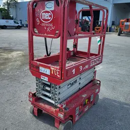 2018 MEC 1330SE Scissor Lift