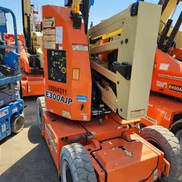 2016 JLG E300AJP Articulating Boom Lift