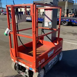 2016 Skyjack SJ16 Self-Propelled One-Person Lift