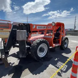 2017 SKYTRAK 10054 Forklift