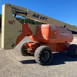2013 JLG 800AJ Articulating Boom Lift