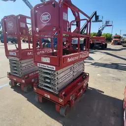 2018 MEC MICRO 19 Scissor Lift