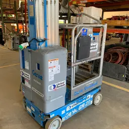 2016 Genie GR-20 Self-Propelled One-Person Lift