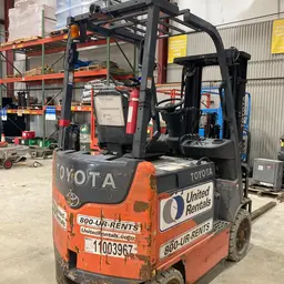 2019 Toyota 8FBCU25 Warehouse Forklift