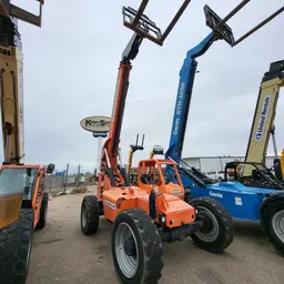 2016 SKYTRAK 8042 Forklift