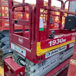 2017 MEC 1930SE Scissor Lift