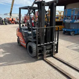 2019 Toyota 8FDU25 Warehouse Forklift