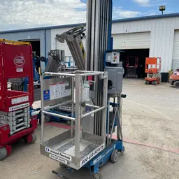 2018 Genie AWP-40SDC Pusharound Lift