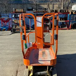 2016 JLG 1230ES Self-Propelled One-Person Lift
