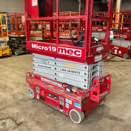 2018 MEC MICRO 19 Scissor Lift