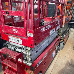 2017 MEC 1930SE Scissor Lift