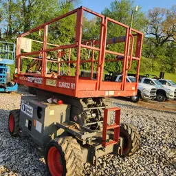 2016 Skyjack SJ6832RT Rough Terrain Scissor Lift