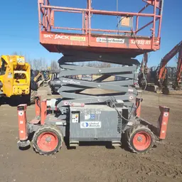 2016 Skyjack SJ6832RT Rough Terrain Scissor Lift