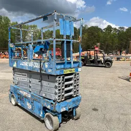 2015 Genie GS-3232 Scissor Lift