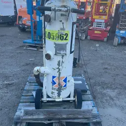 2016 AXXIOM ADS-250