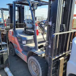 2016 Toyota 8FDU30 Warehouse Forklift