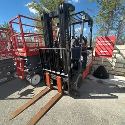 2022 Toyota 8FBCU25 Warehouse Forklift