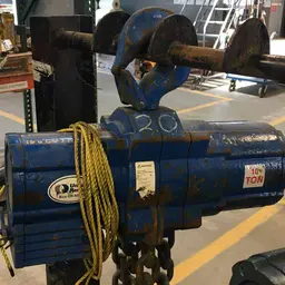 2012 JD NEUHAUS PROFI 10T Hoist