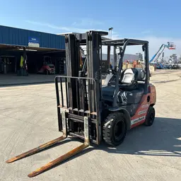 2018 Toyota 8FGU25 Warehouse Forklift