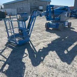 2016 Genie Z-40/23N RJ Articulating Boom Lift