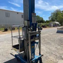 2018 Genie AWP-40SDC Pusharound Lift