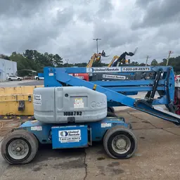 2013 Genie Z-45/25J DC Articulating Boom Lift