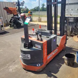 2018 Toyota 6BWC20 Warehouse Forklift