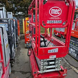 2017 MEC 1330SE Scissor Lift