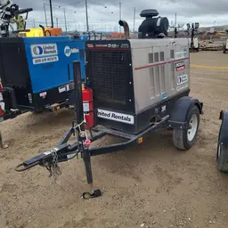 2019 Lincoln Electric VANTAGE 549 Welder